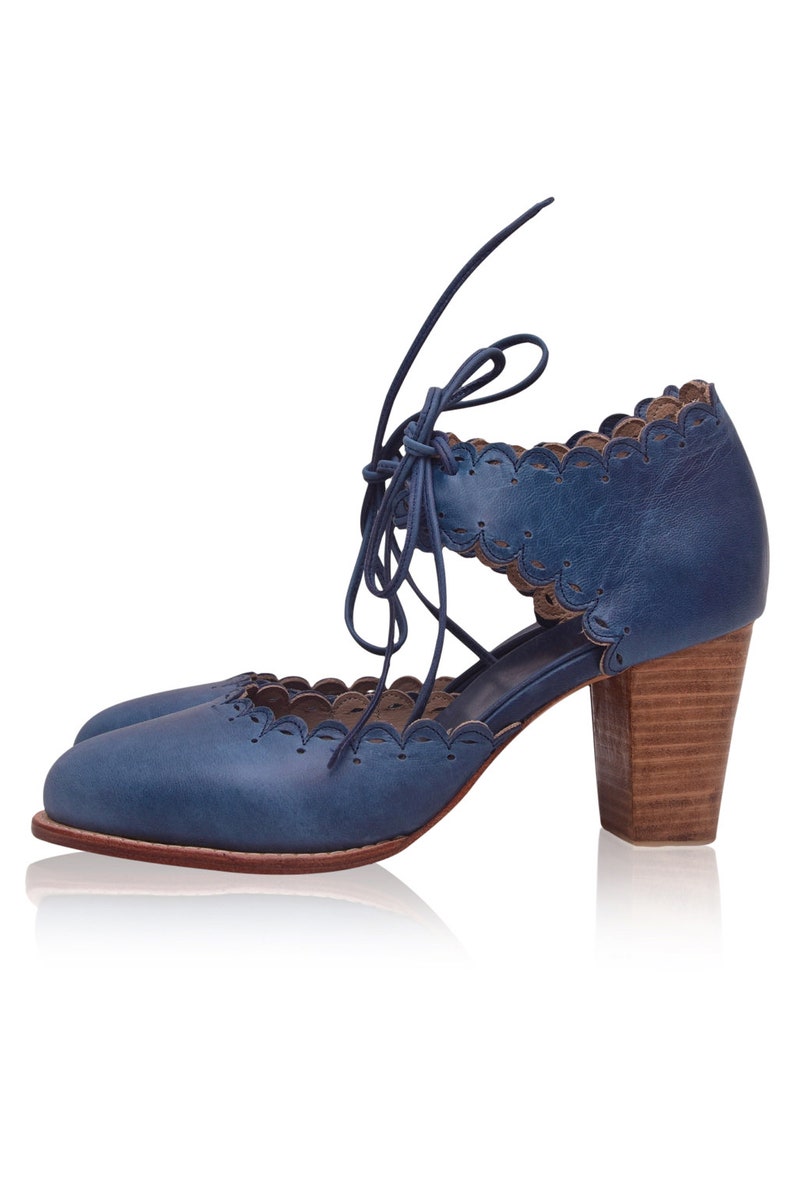 DANCE QUEEN. Dance shoes women block heel shoes high heels brown leather sandals Nordic Blue