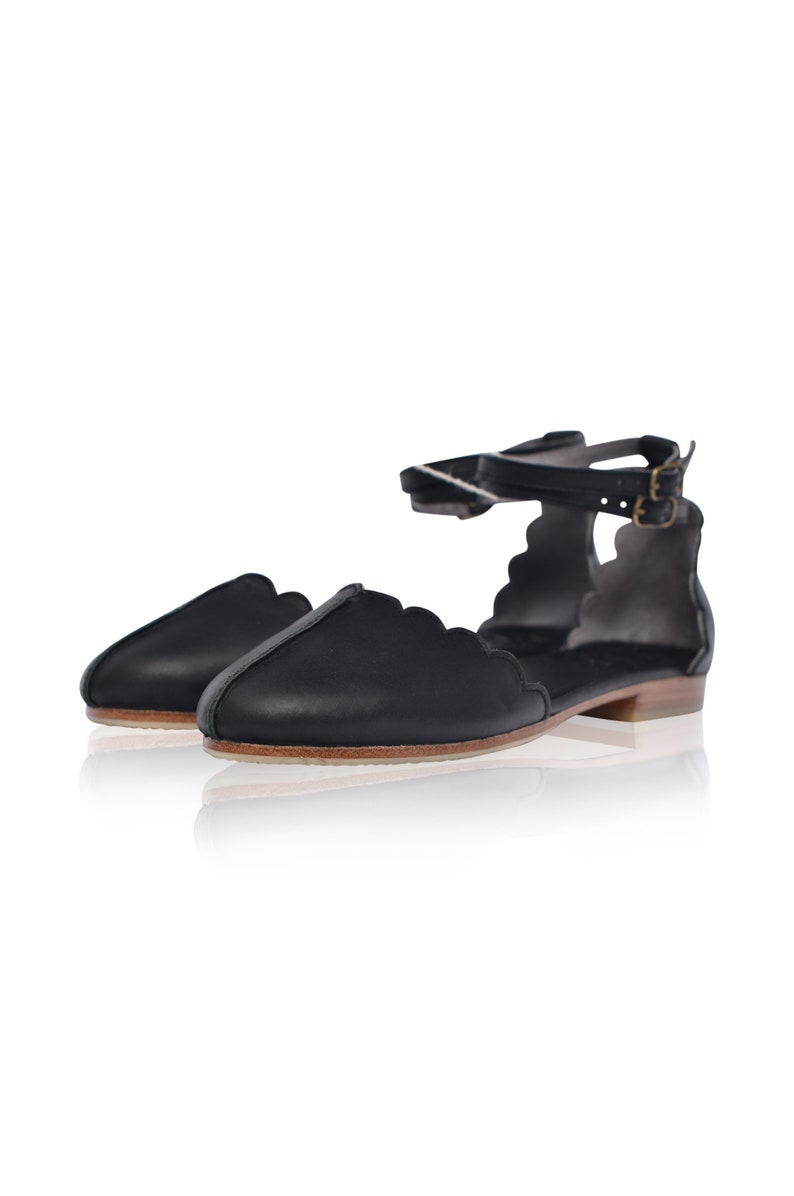 VENUS. Leather ballet flats boho wedding shoes barefoot shoes leather flat sandals Black
