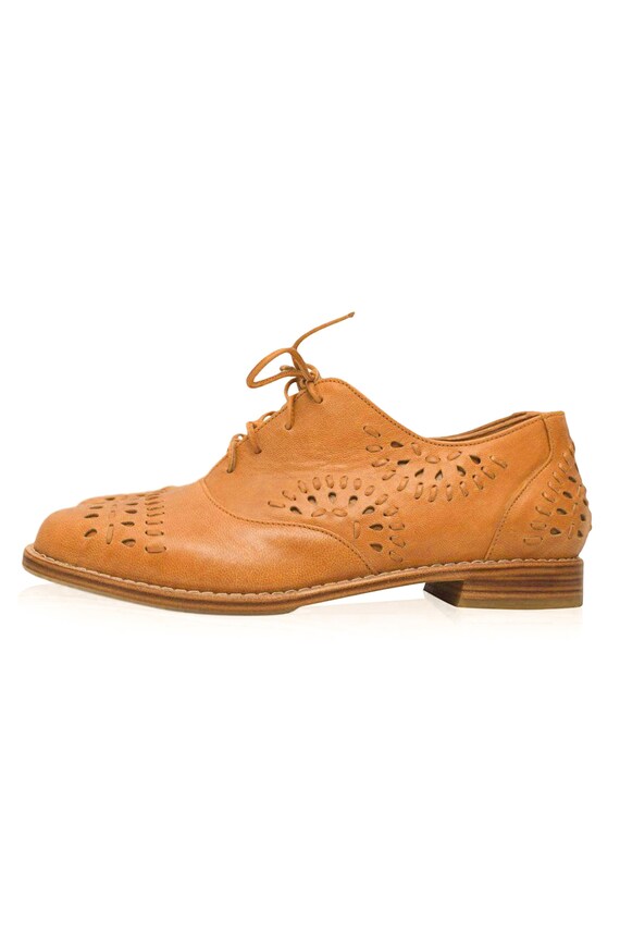 Heartbreak. Oxford Shoes Women / Black Leather Booties / Black brogues. All Sizes
