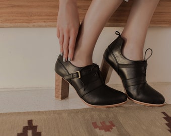 JOSEPHINE. Low cut shoes / womens booties / high heels / leather oxfords / oxford pumps / lace up boots / oxford heels