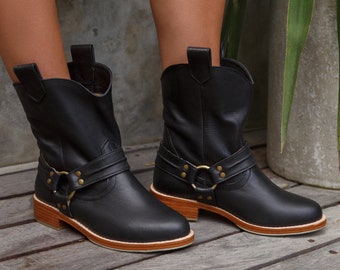 CALI. Black leather boots women / cowboy boots / black winter boots /  ladies leather booties