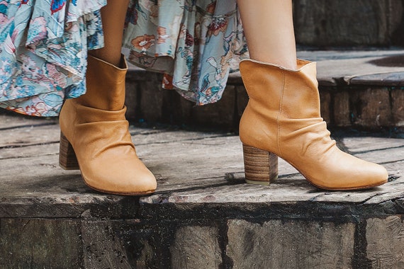 FLUWELEN MAAN. Dames schoenen / leren laarzen / cowboy laarzen - Etsy België
