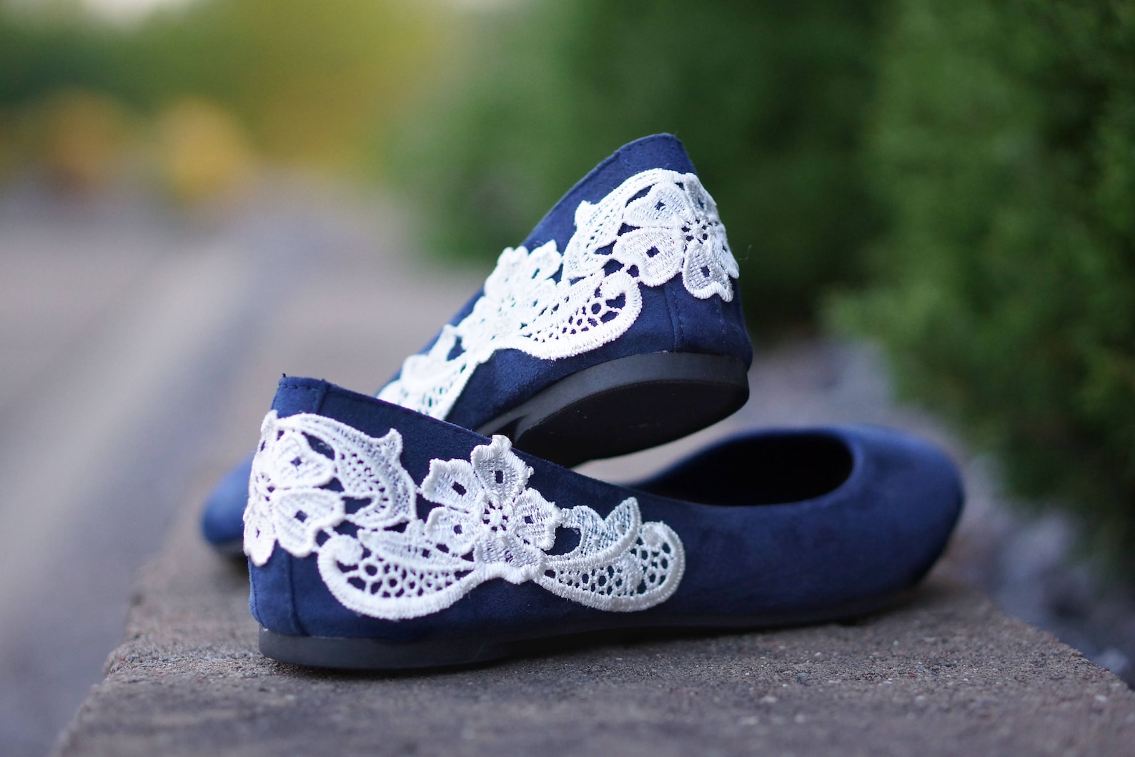 navy blue bridal ballet flats,wedding shoes,low wedding shoes,navy wedding flats,navy flats,bridal shoes,gift,blue flats with iv