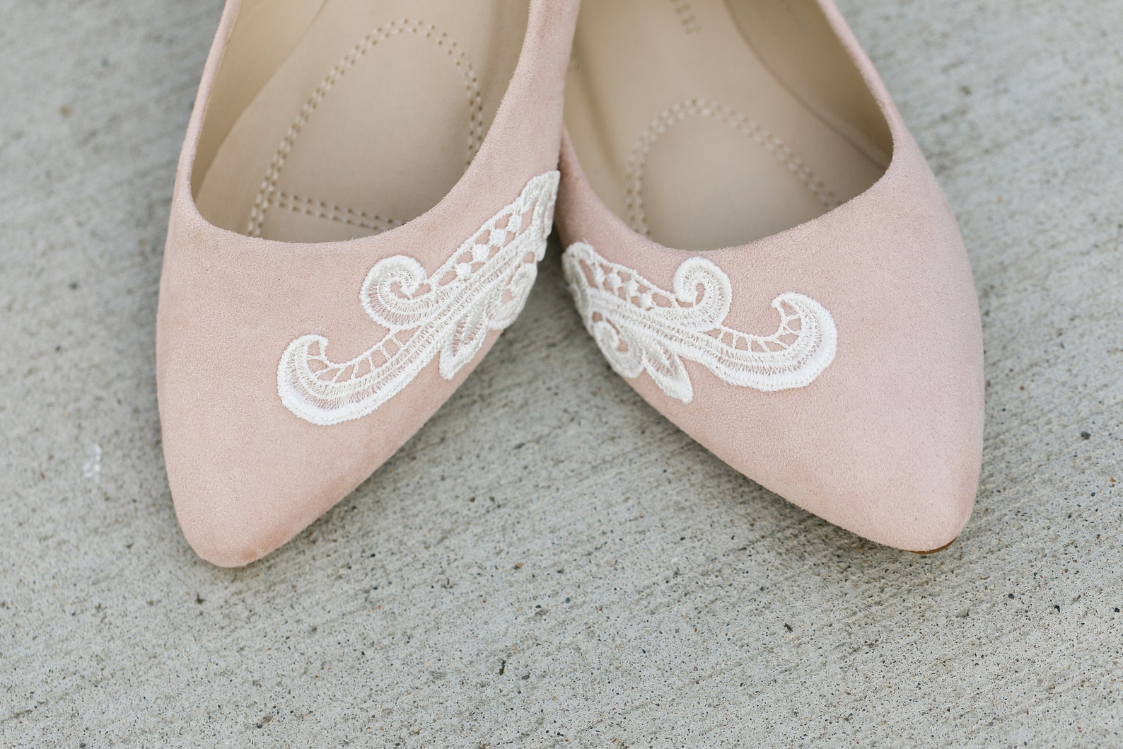 blush wedding flats,bridal flats,ballet flats,flats wedding shoes for bride,bridal shoes,bridal flats,bridesmaid,pink flats with