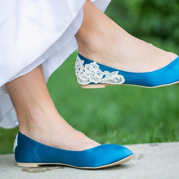 SALE - Teal Wedding Flats, Blue Wedding Shoes/Teal Flats with Ivory Lace. US Size 7