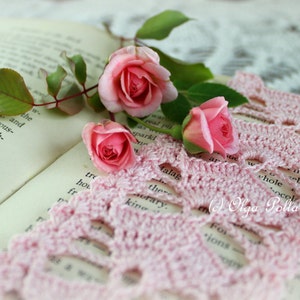 Crochet Bookmark Pattern, Pink Fans Crochet Bookmark, Crochet Lace Edging, Lace Trim, Easy Crochet Pattern image 4