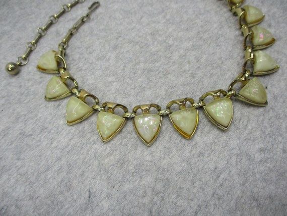 Vintage Coro Off White Thermoset Moonglow Necklac… - image 3