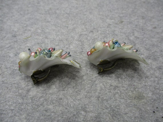 Vintage 50's Celluloid Clip Earrings Bouquet Stac… - image 3