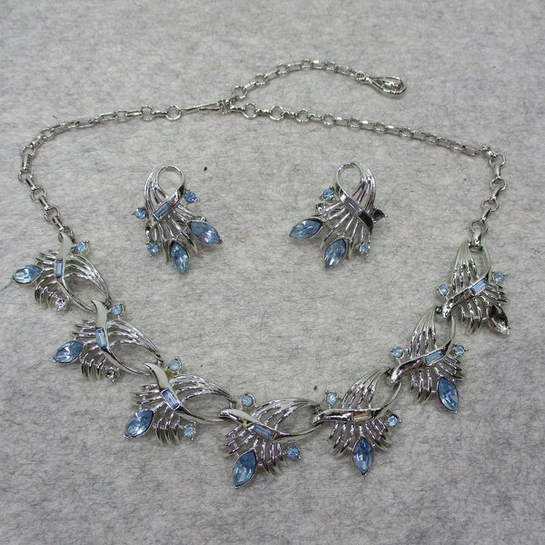 Vtg Coro Silver Tone Blue Sparkle Rhinestone Necklace & Clip On Earring Set