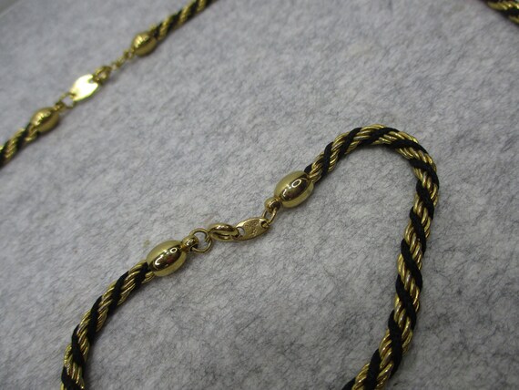 Vintage Trifari Black Gold Tone Cord Rope Woven N… - image 3