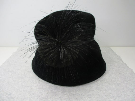 Vintage Black Cloche Ladies Women Hat Mark III De… - image 2