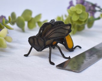 Stained Glass Mini Figurine in Bumblebee with Legs, Wings, and Chunky Body 2
