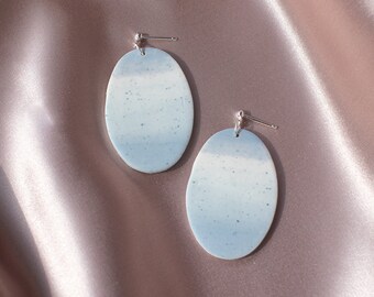 Blue Ombre Oval Earring  // Polymer Clay Earring, Dangle Earrings, Statement Earrings, Minimalist Earring, Modern Earring