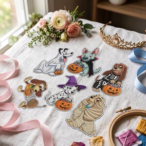 Parche bordado personalizado de perro de Halloween de Disney, parche retro espeluznante para planchar, parche vintage para amantes de las mascotas con velcro, decoración de chaqueta DIY