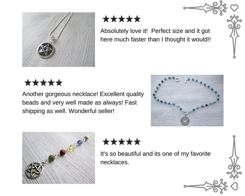 Op de afbeelding: Drie klantbeoordelingen voor een zilveren pentagram-ketting met blauwe edelsteen kralen. De eerste beoordeling luidt: "Ik ben er helemaal weg van! Perfecte maat en het kwam veel sneller aan dan ik dacht!!". De tweede beoordeling luidt: "Nog een prachtige ketting! Uitstekende kwaliteit kralen en zoals altijd zeer goed gemaakt! Snelle verzending ook. Geweldige verkoper!" De derde beoordeling luidt: "Het is zo mooi en het is een van mijn favoriete kettingen."