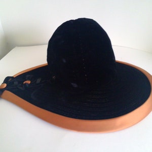 Vintage 1960's Hats image 5