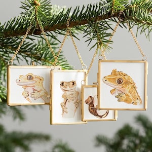 Decorazione natalizia personalizzata con disegno di un geco, ricordo personalizzato di un geco crestato, regalo di Natale a tema rettili con acquerello