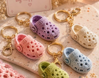 Crochet Crocs Keychain Pattern, Amigurumi Shoe (PDF Download)