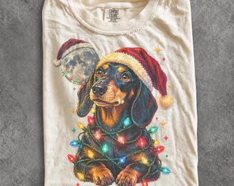 Vintage Christmas Dachshund 90s Graphic Tee, Retro Holiday Comfort Colors® Dog Lover Festive Shirt