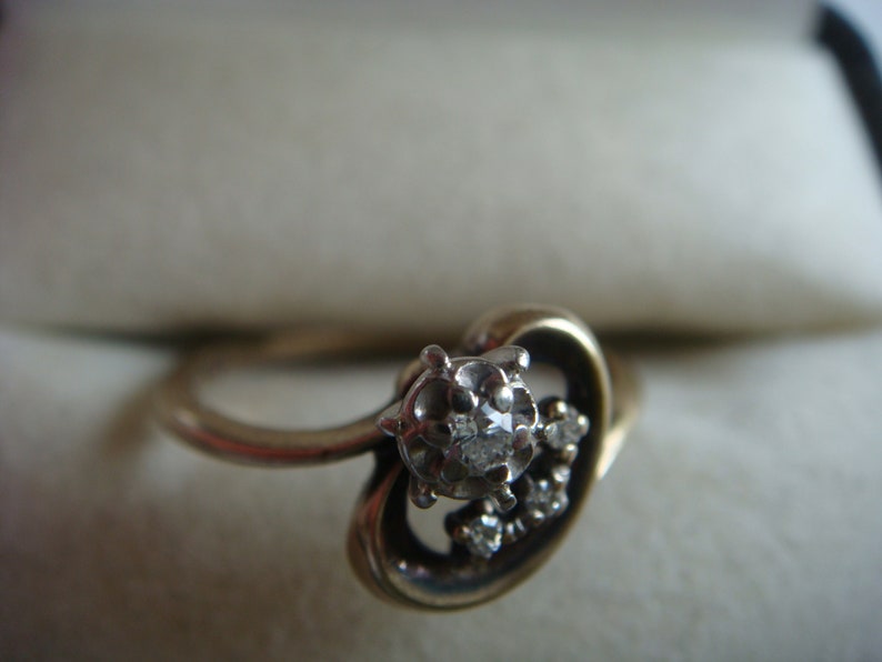 Stunning Diamond Ring