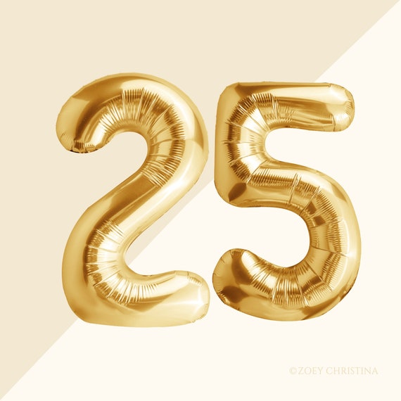 2 palloncini con numero 25 verde + ghirlanda di auguri