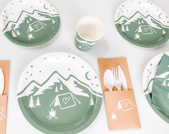 Cadeaux déco pour EVJF, serviettes de table, décoration de table sur le thème du camping dans une cabane, assiettes glamping, tasses, idées de fête d'anniversaire d'été