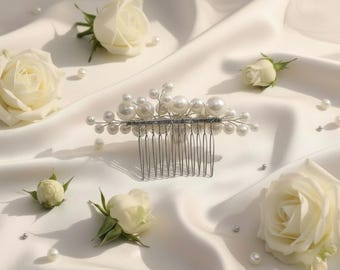 Margot Pearl Hair Comb, Bridal Pearl Hair Clip, Wedding Hair Accessory, Silver Hair Comb, Bridal Headpiece, Elegant Wedding Jewelry