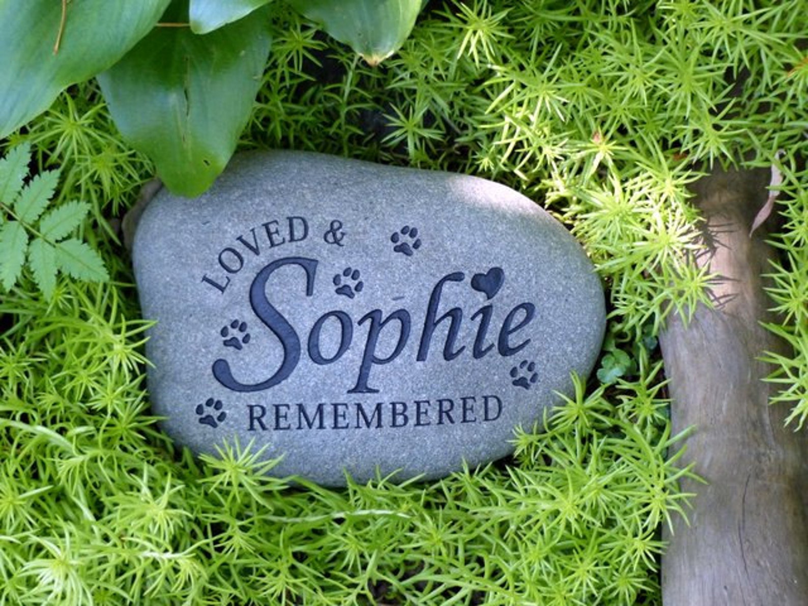 Garden Stone Pet Memorial Dog or Cat Etsy
