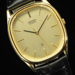 Orologio da uomo Seiko Chariot 5931-5500 Vintage 1982 al quarzo ovale color oro, cassa da 30 mm, proveniente dal Giappone, con dazi doganali pagati negli Stati Uniti.