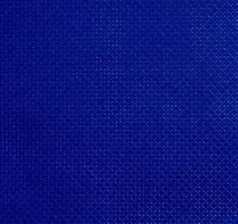 BRIESTA ブリエスタ　Gradation Blue Aida, 14 Count Royal Blue Aida (567) From Zweigart 55 X 50 Cm