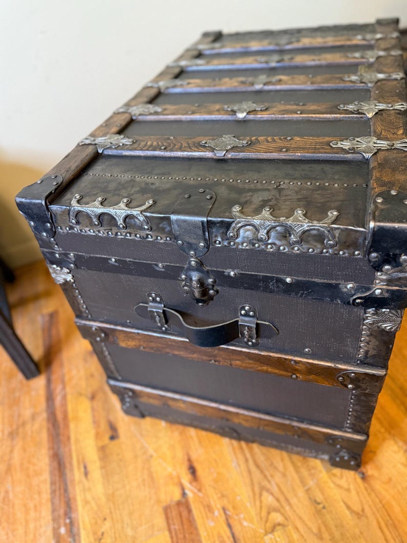 antique trunk with leather handles