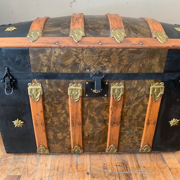 Vintage Steamer Trunk Antique Chest Trunk