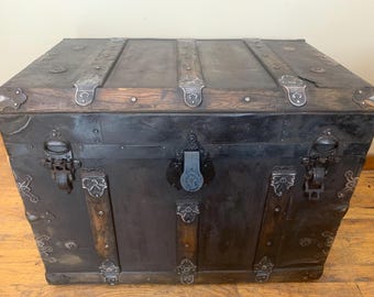 Steamer Trunk Antique Trunk, Vintage Chest Trunk, Antique Chest, Treasure Chest, Pirates Chest, Storage Chest, Vintage Travel Trunk Black