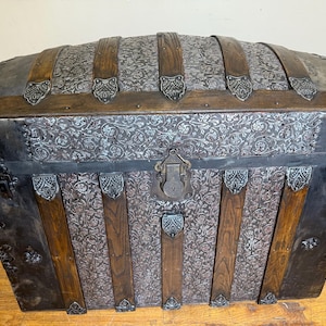 Steamer Trunk, Antique Trunk, Antique Chest, Vintage Trunk, Vintage Chest, Travel Trunk  Chest, Anniversary Gift, Wedding Gift Retirement