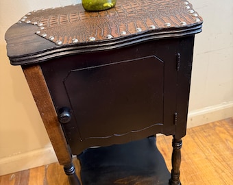 Mesa de gabinete pequeña, mesita de noche antigua, mesa de entrada pequeña vintage, mesa de pasillo pequeña, mesa auxiliar antigua, mesa de baño pequeña vintage
