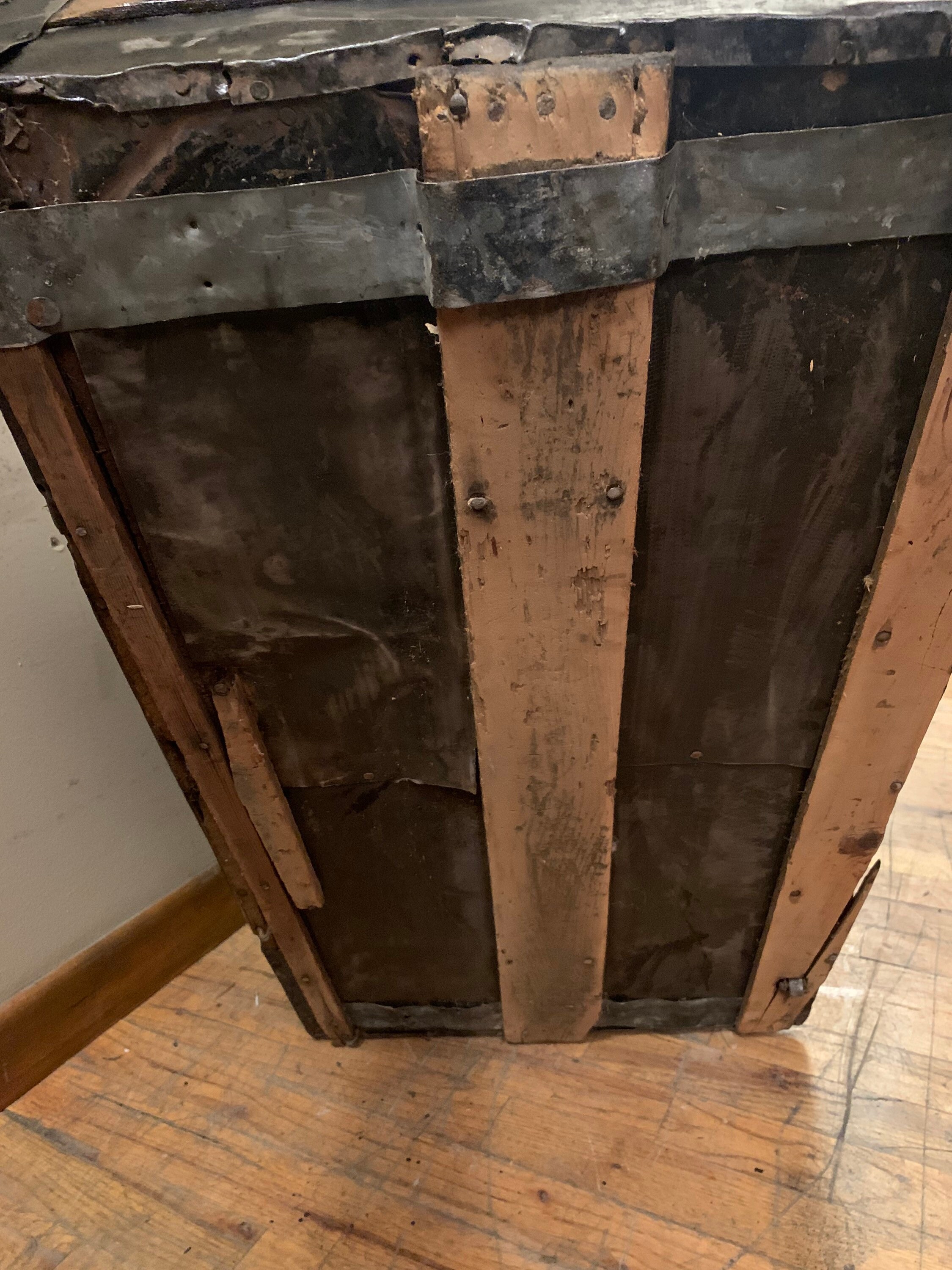 Antique Steamer Trunk: Crocodile Embossed Wooden Storage Chest - Etsy