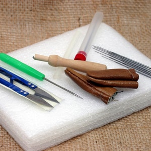 Needle Felting, Advanced Starter Kit, Wool Felt Tools, Mat + Needle + Accessories Craft, Great for Beginners, Ready to Ship