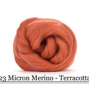 Terracotta Merino Wool Top - 23 Mic 64&#39;s -  Needle Felting - Spinning - Wet Felting - Nuno Felting - Wet Felting