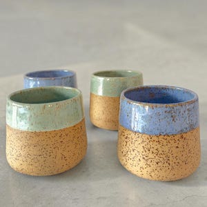150 ml handgefertigter Steinzeugbecher mit Sprenkeln, kunstvoller Keramikbecher, gedrehter Becher