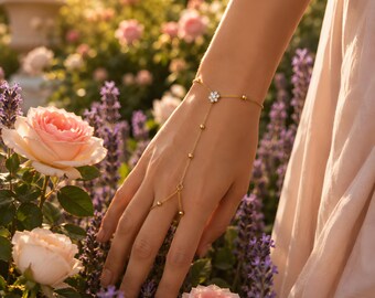 Cadena de mano floral dorada / Pulsera de mano nupcial / Joyería nupcial minimalista / Pulsera esclava de cristal / Elegante regalo de novia