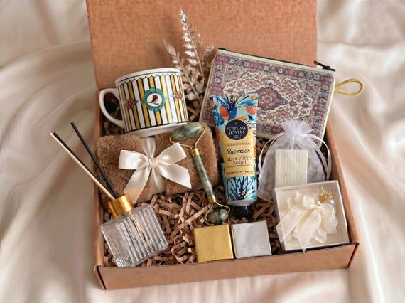 Hug In A Box, Encouragement Gift, Mom Gift Set, Hygee Gift Box, Thinking Of You Box, Cozy Care Package, Self Care Basket, Blanket Gift Box