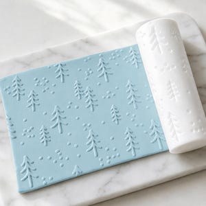Trädlera texturrulle, präglingsrulle med tallar, kavel med lertextur, präglingsverktyg för keramik, örhängen och fondant