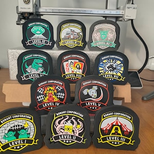 Dungeon Crawler Carl Patches | 11 Printed Levels +  11 3D Stands (Collector's Edition)