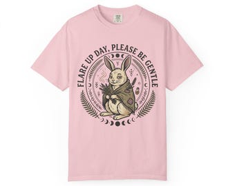 Camiseta con ilustración de conejito "Día de la crisis" / Camiseta con estampado de conejo y fases lunares "Comfort Colors"