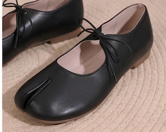 Black Tabi Ballet Flats Women Split Toe Shoes Casual Mary Jane Japanese Style