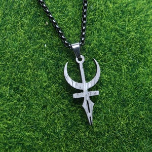 Colgante de hierro con símbolo de tridente hecho a mano, de meteorito, collar único con diseño de roca espacial de Widmanstätten, regalo