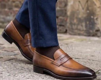 Braune Penny-Loafer für Herren aus Leder, handgefertigte Slipper zum Hineinschlüpfen, polierte Oberfläche – Weihnachtsgeschenk