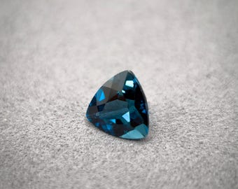 4.59 ct Natural London Blue Topaz | Trillion Mixed Cut