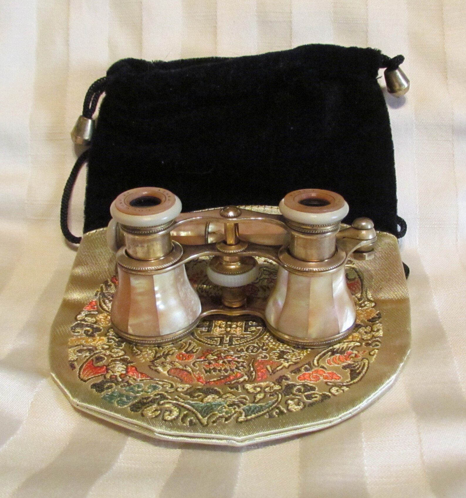 Antique Colmont FI Paris Mother of Pearl Opera Glasses W/mop Handle and