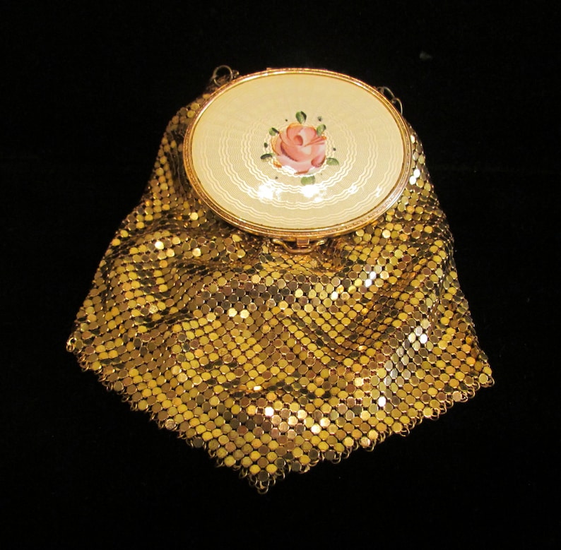 1930s Guilloche Compact Purse Gold Mesh Purse Powder Rouge and Mirror Compact Art Deco Dance Purse Excellent Condition